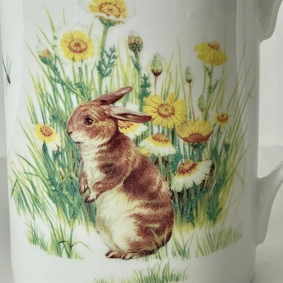 Gracie Bone Fine China by Coastline Imports Bunny Garden Meadow Cofee/Tea Mug - Picture 6 of 6